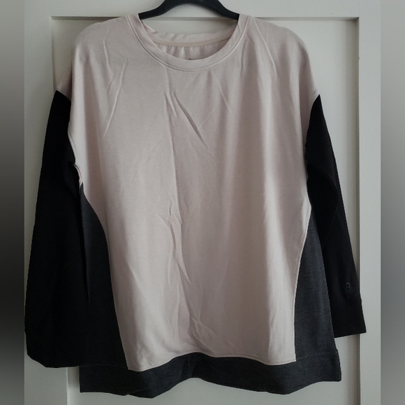 Cuddl Duds Top, Size M, Not Used - Picture 1 of 6